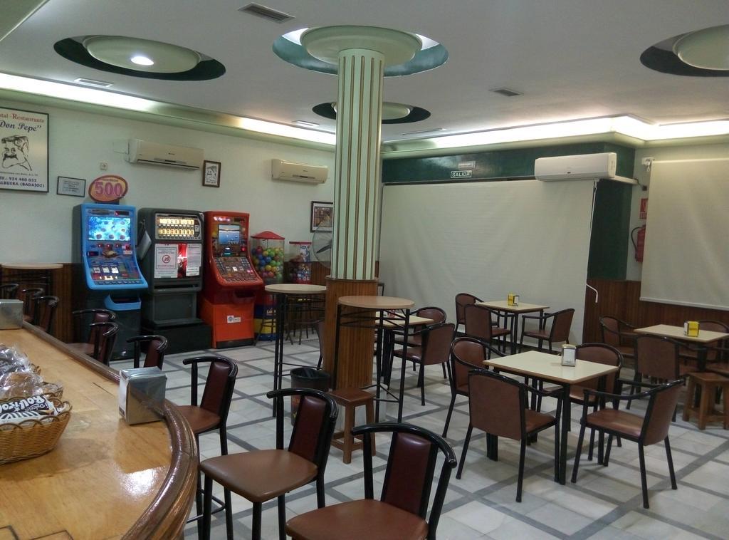 La Albuera Hostal Don Pepe מראה חיצוני תמונה
