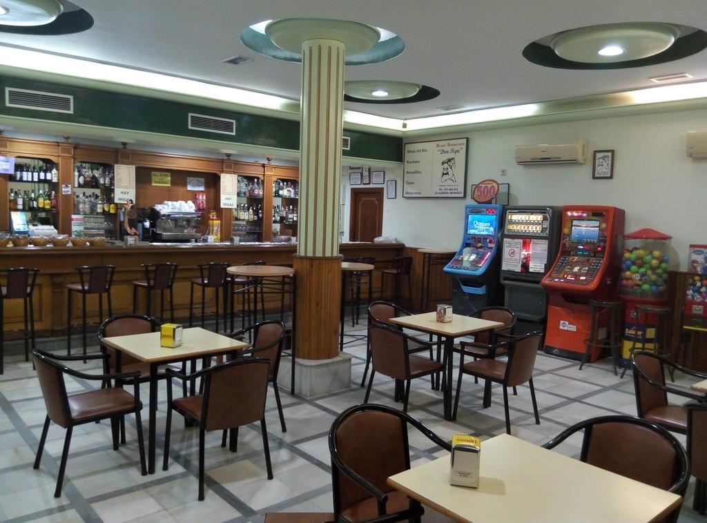 La Albuera Hostal Don Pepe מראה חיצוני תמונה