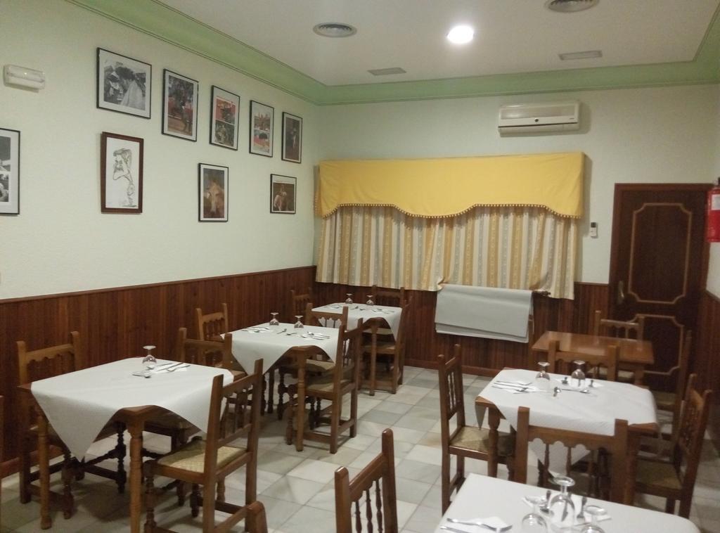 La Albuera Hostal Don Pepe מראה חיצוני תמונה